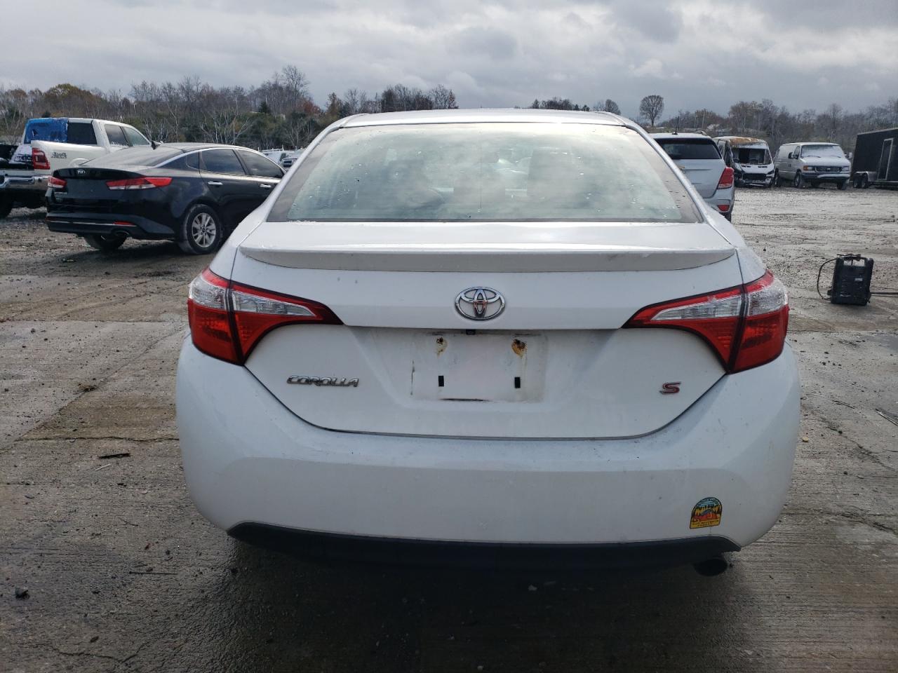 2016 Toyota Corolla L VIN: 5YFBURHE2GP454476 Lot: 81459894