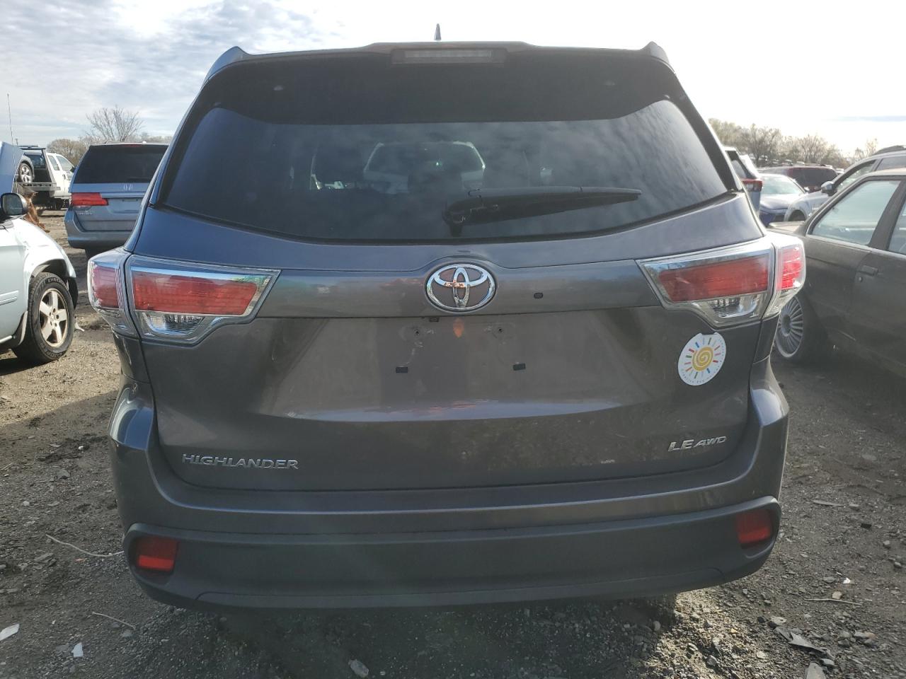 VIN 5TDBKRFH3FS145494 2015 TOYOTA HIGHLANDER no.6