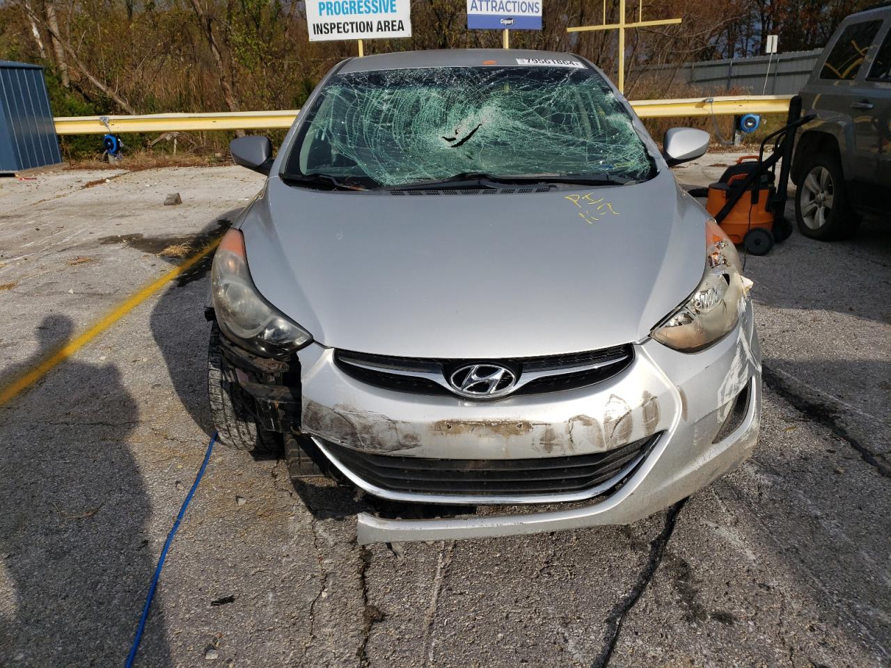 2011 Hyundai Elantra - Image 5