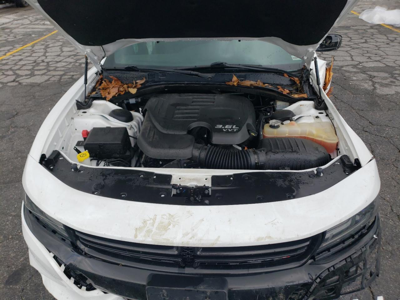 2018 Dodge Charger - Image 11