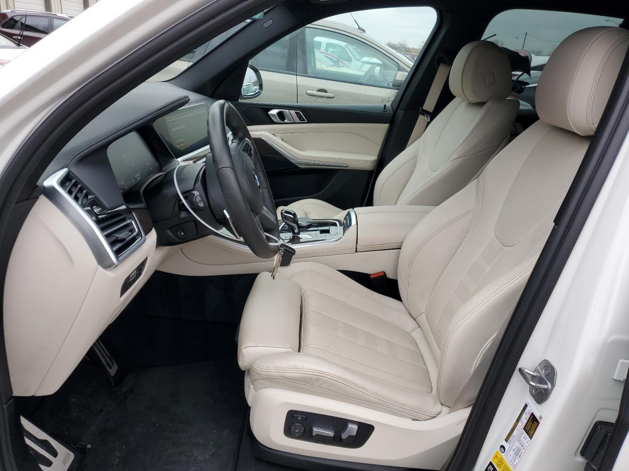 2022 BMW X5 - Image 7