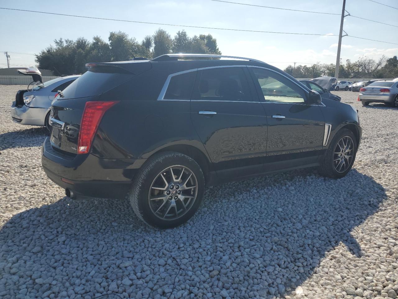 2015 Cadillac SRX - Image 3