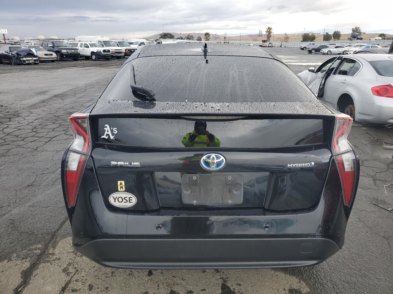 2018 Toyota Prius VIN: JTDKBRFU5J3065721 Lot: 82007694