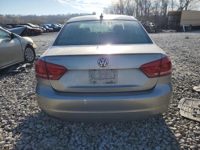  VOLKSWAGEN PASSAT 2013 Сірий