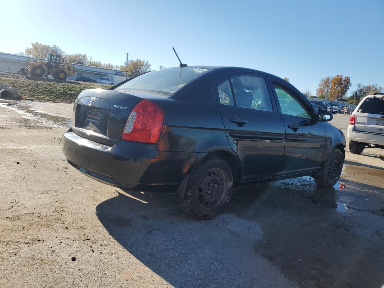 2009 Hyundai Accent - Image 3