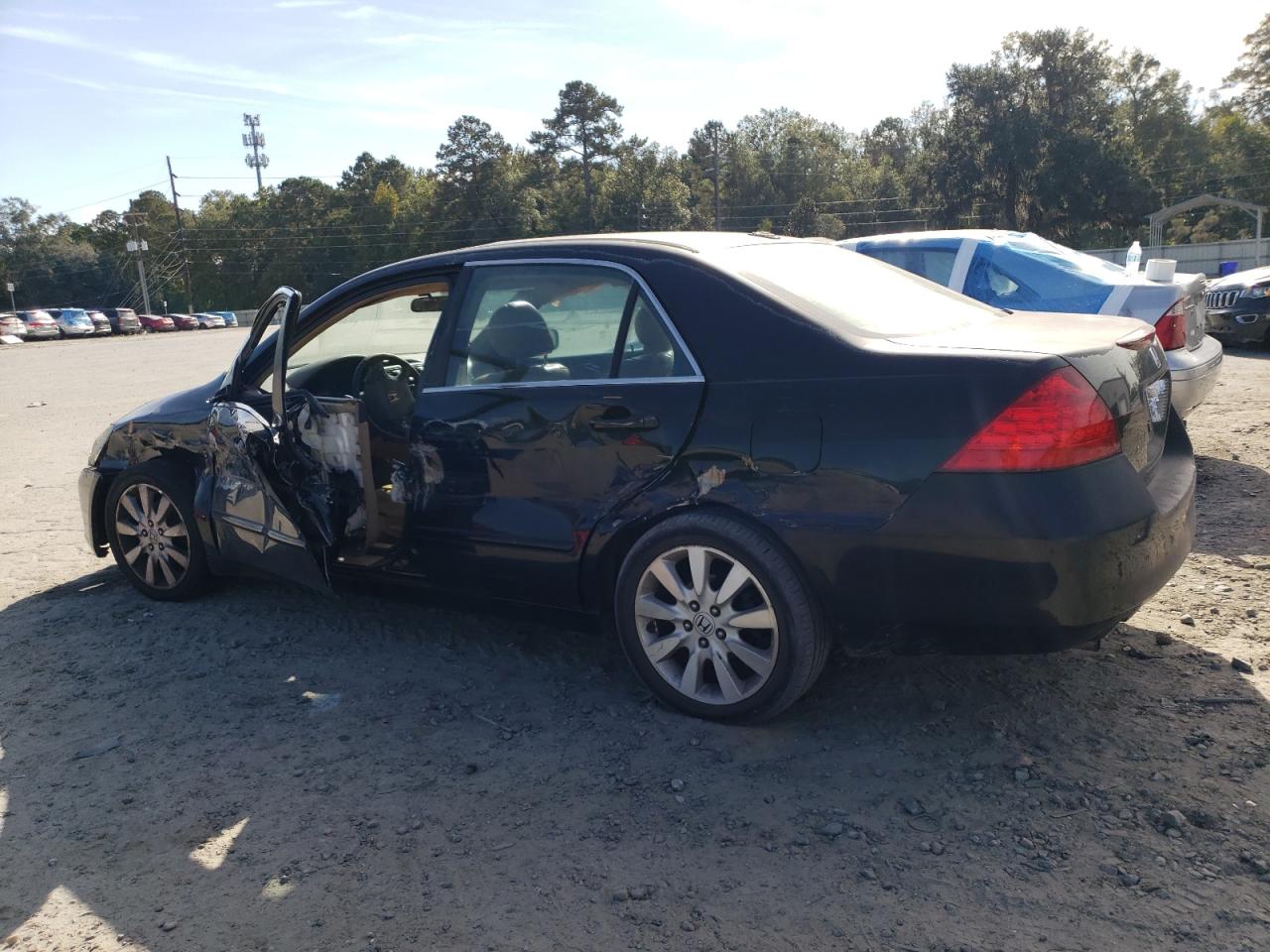 2006 Honda Accord - Image 2
