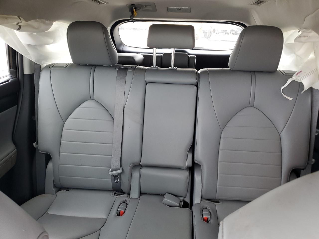 2021 Toyota Highlander - Image 10