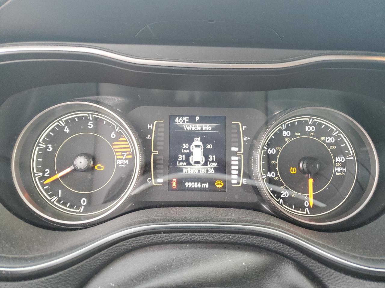 2020 Jeep Grand Cherokee - Image 9