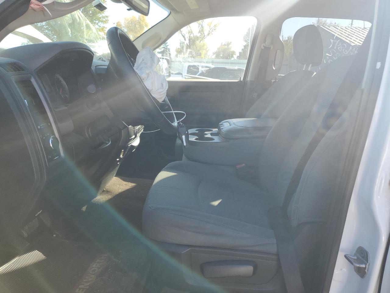 2013 RAM 1500 - Image 7