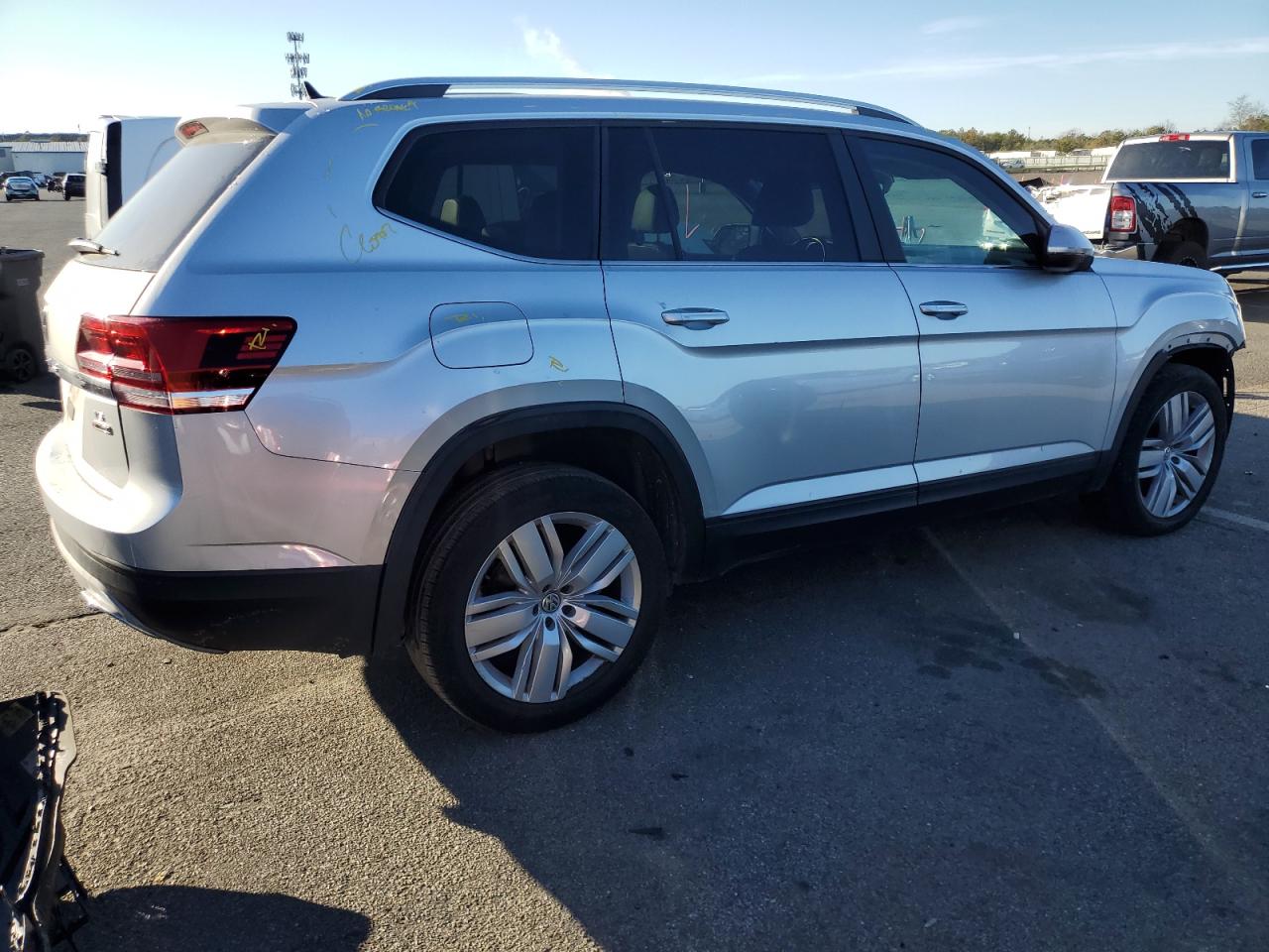 2019 Volkswagen Atlas - Image 3