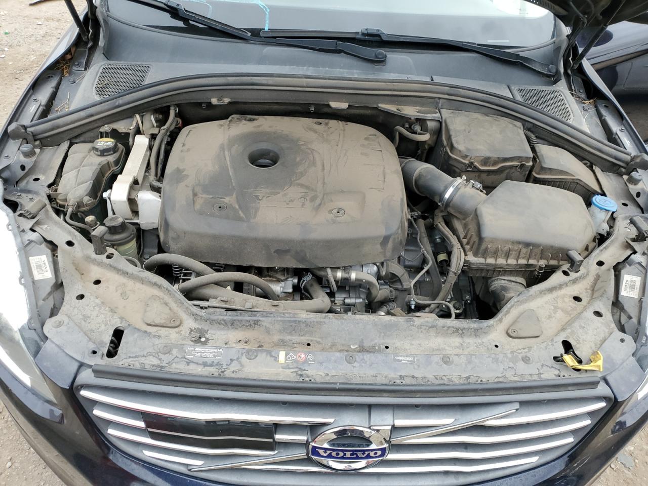 2016 Volvo XC60 - Image 11