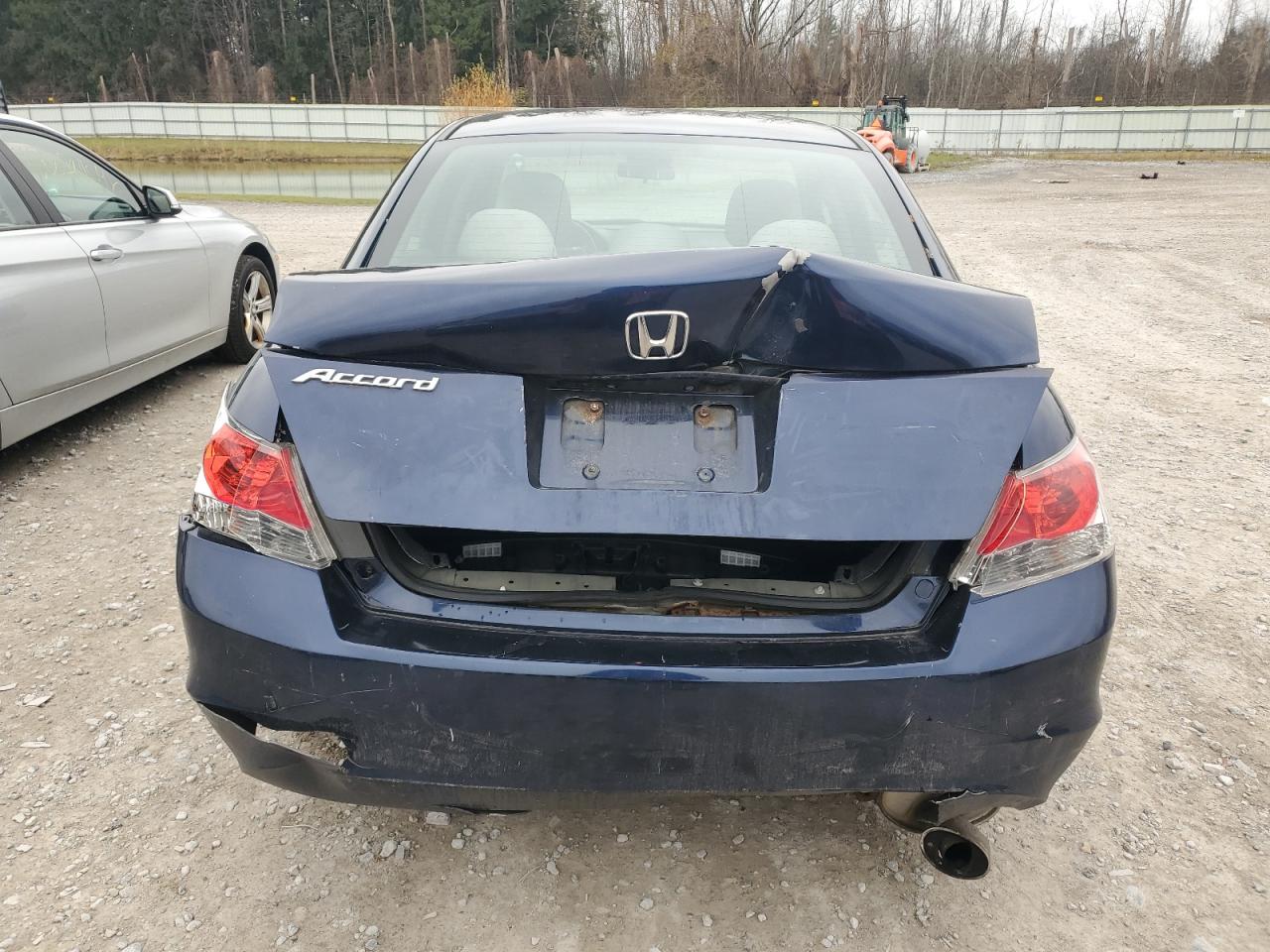 2010 Honda Accord Lxp VIN: 1HGCP2F45AA152741 Lot: 81064274