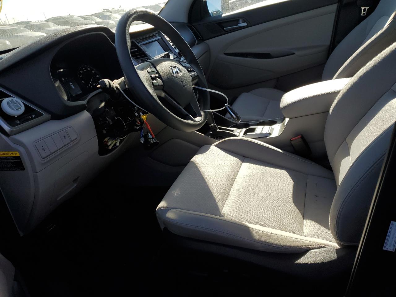 2017 Hyundai Tucson - Image 7