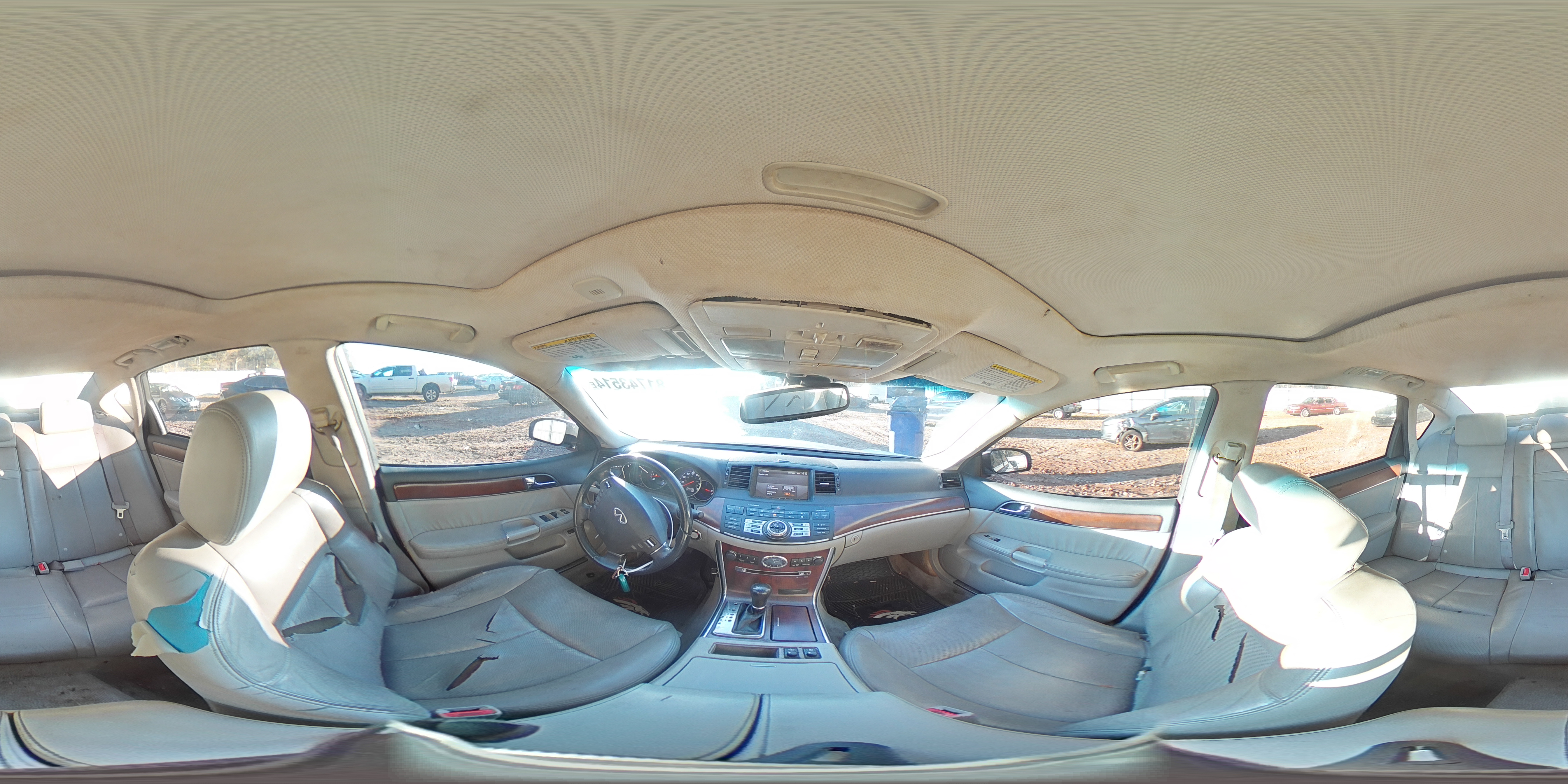 2008 Infiniti M - Image 13