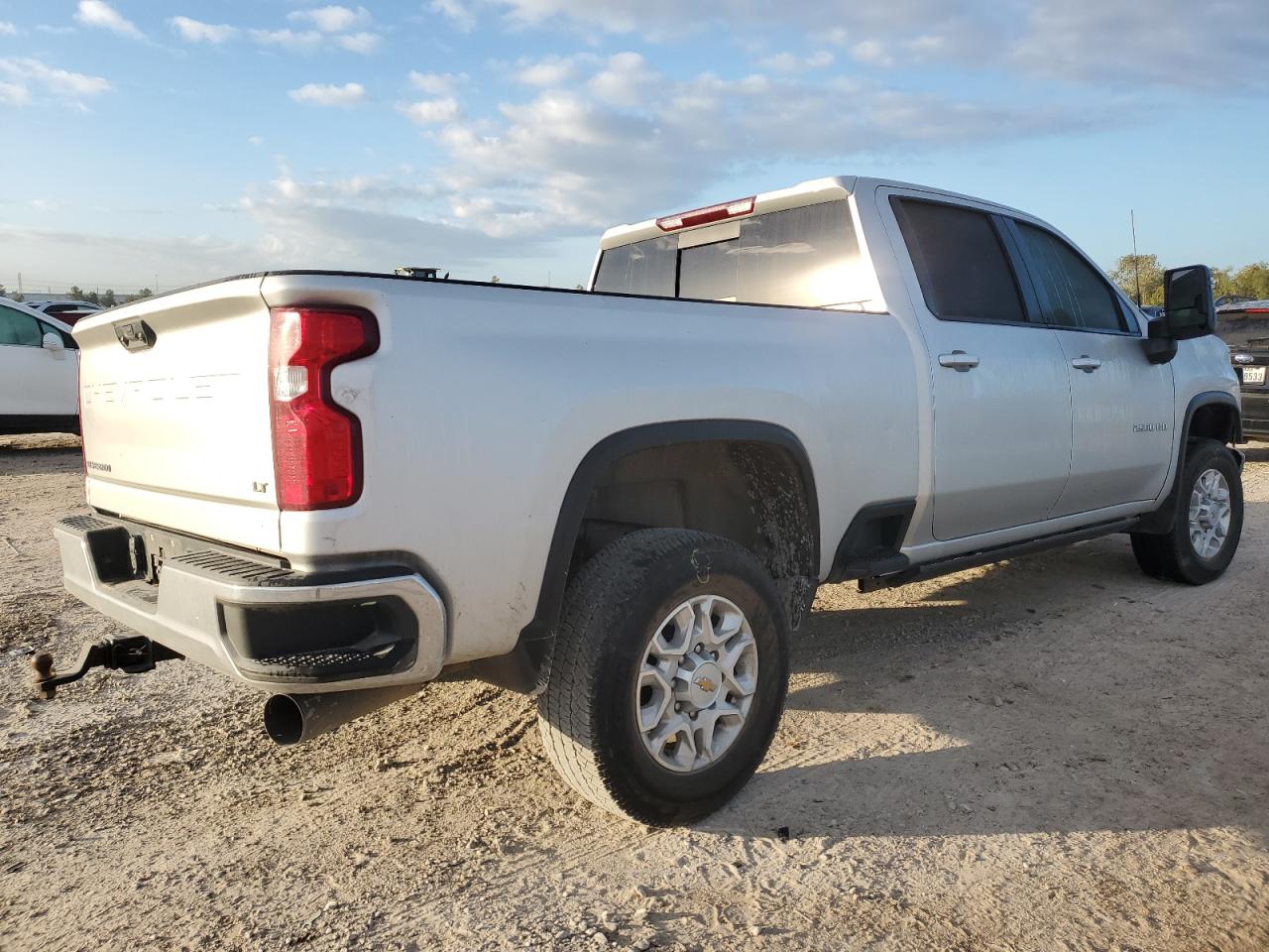 2022 Chevrolet Silverado - Image 3