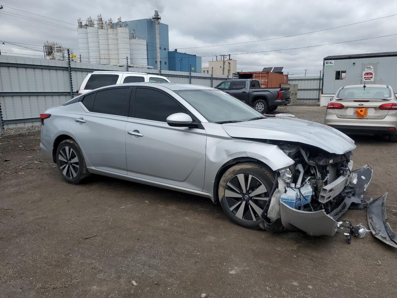 2021 Nissan Altima - Image 4