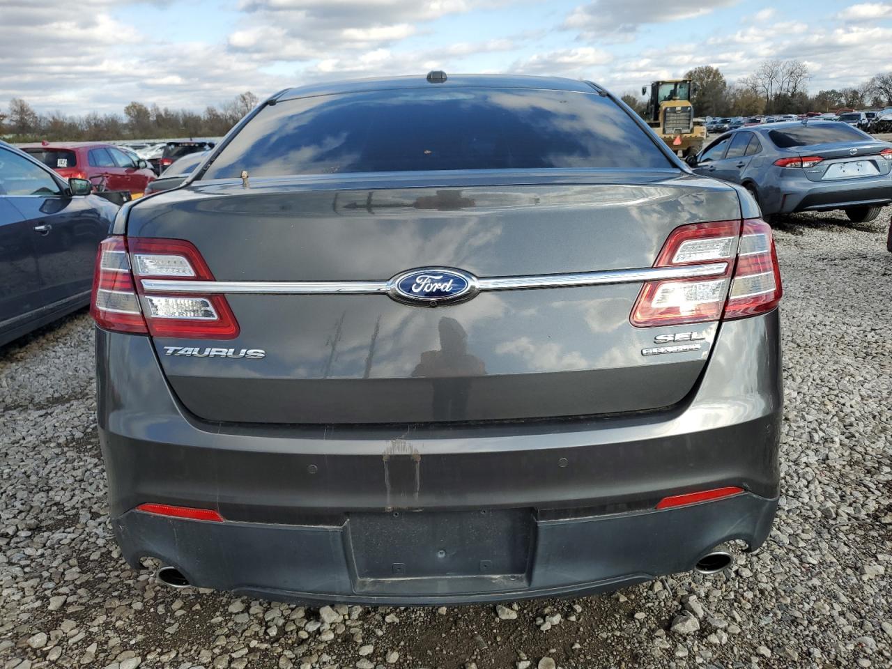 2015 Ford Taurus Sel VIN: 1FAHP2E88FG142238 Lot: 79899634