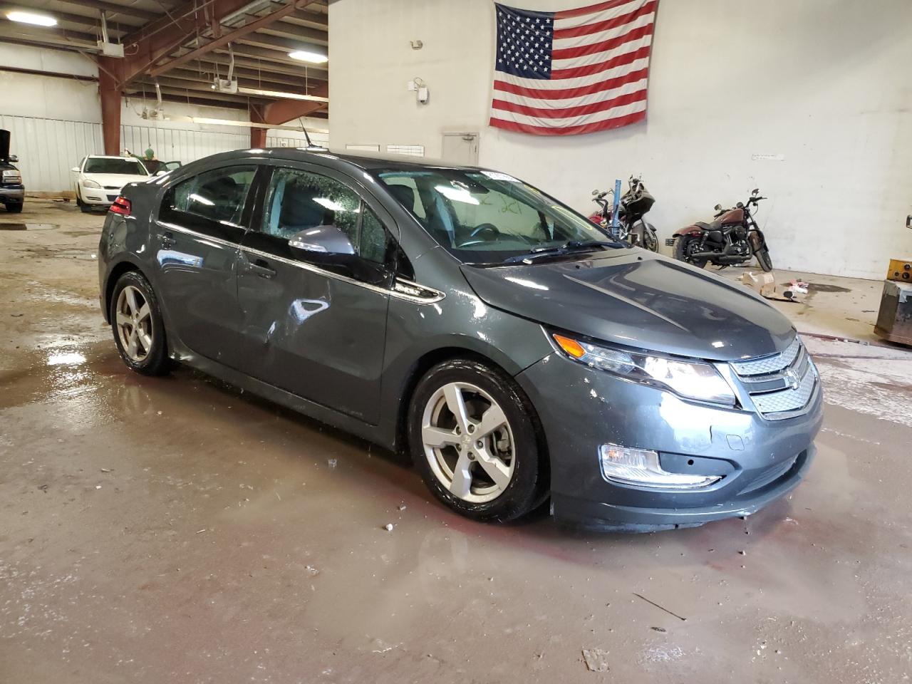 2013 Chevrolet Volt - Image 4