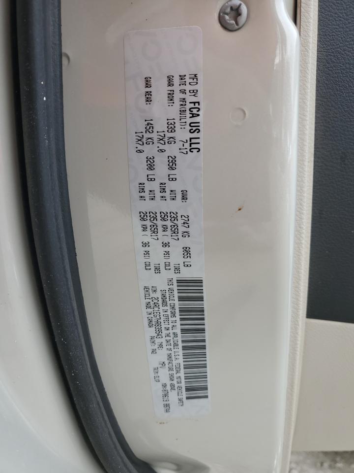 2017 Chrysler Pacifica - Image 13