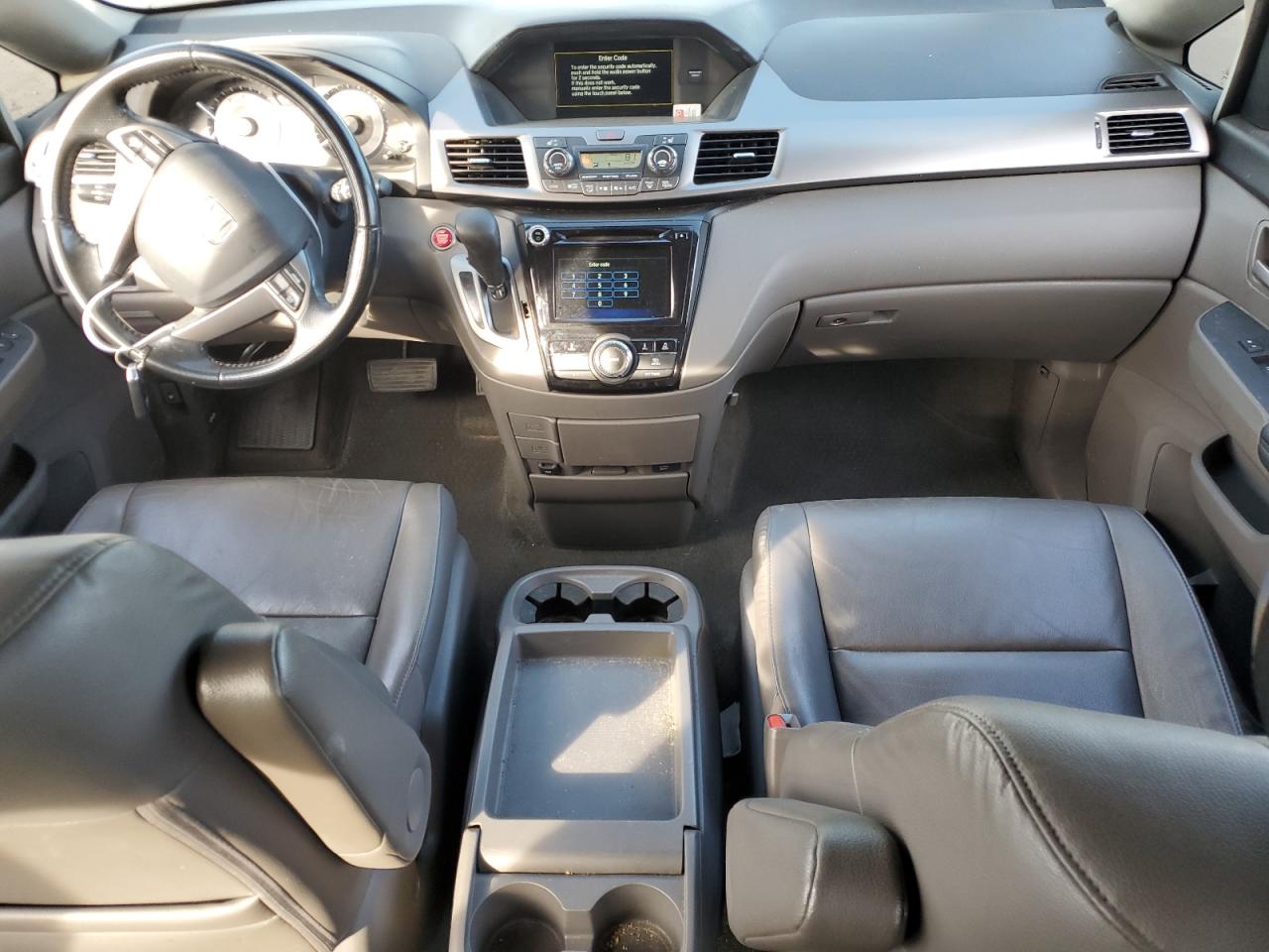2016 Honda Odyssey - Image 8