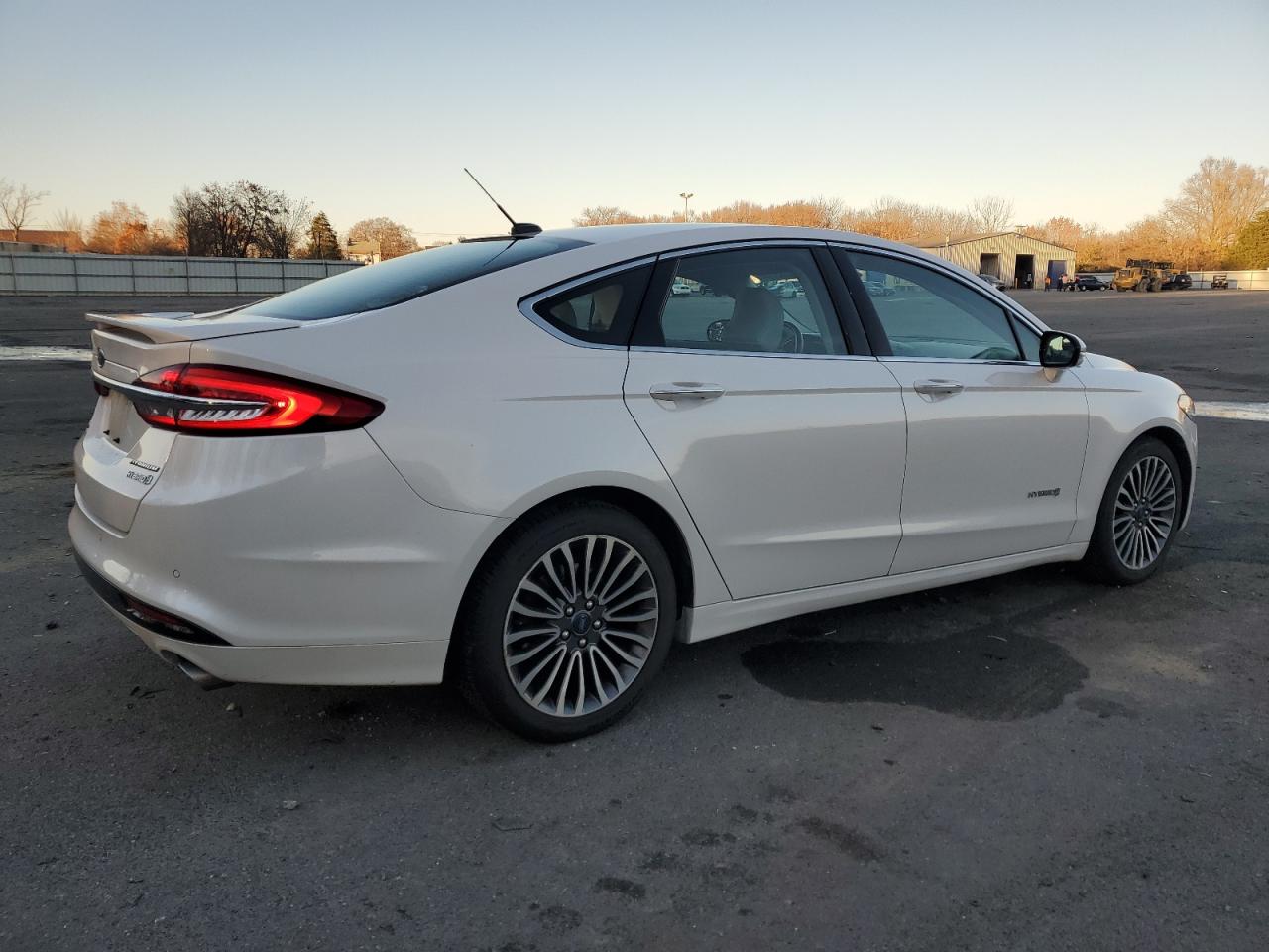 2017 Ford Fusion - Image 3