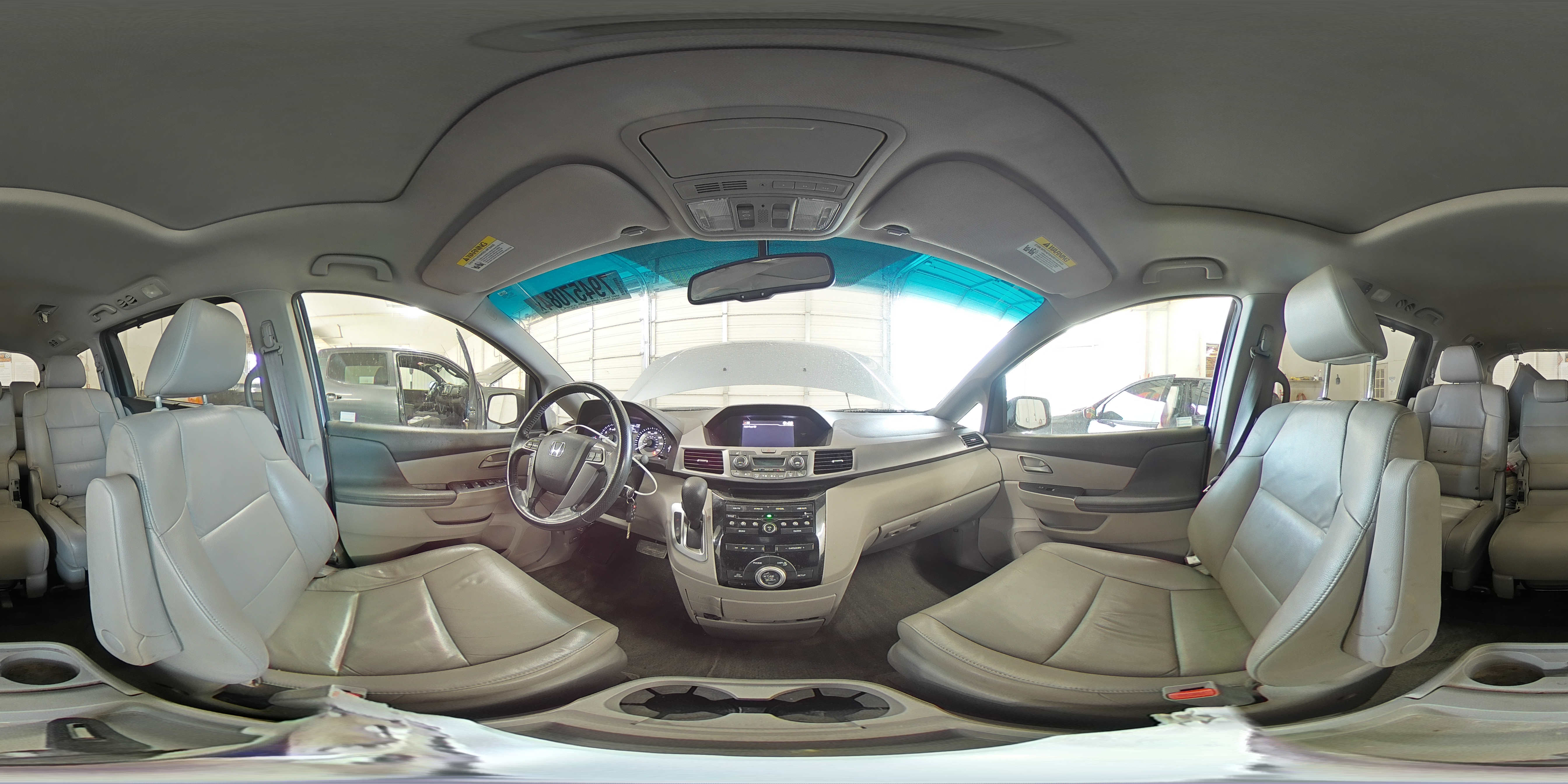 2013 Honda Odyssey - Image 16