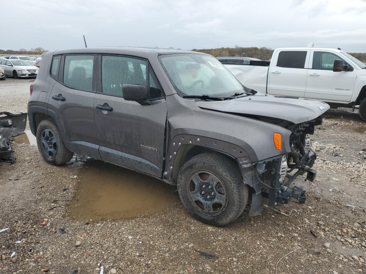 2017 Jeep Renegade - Image 4