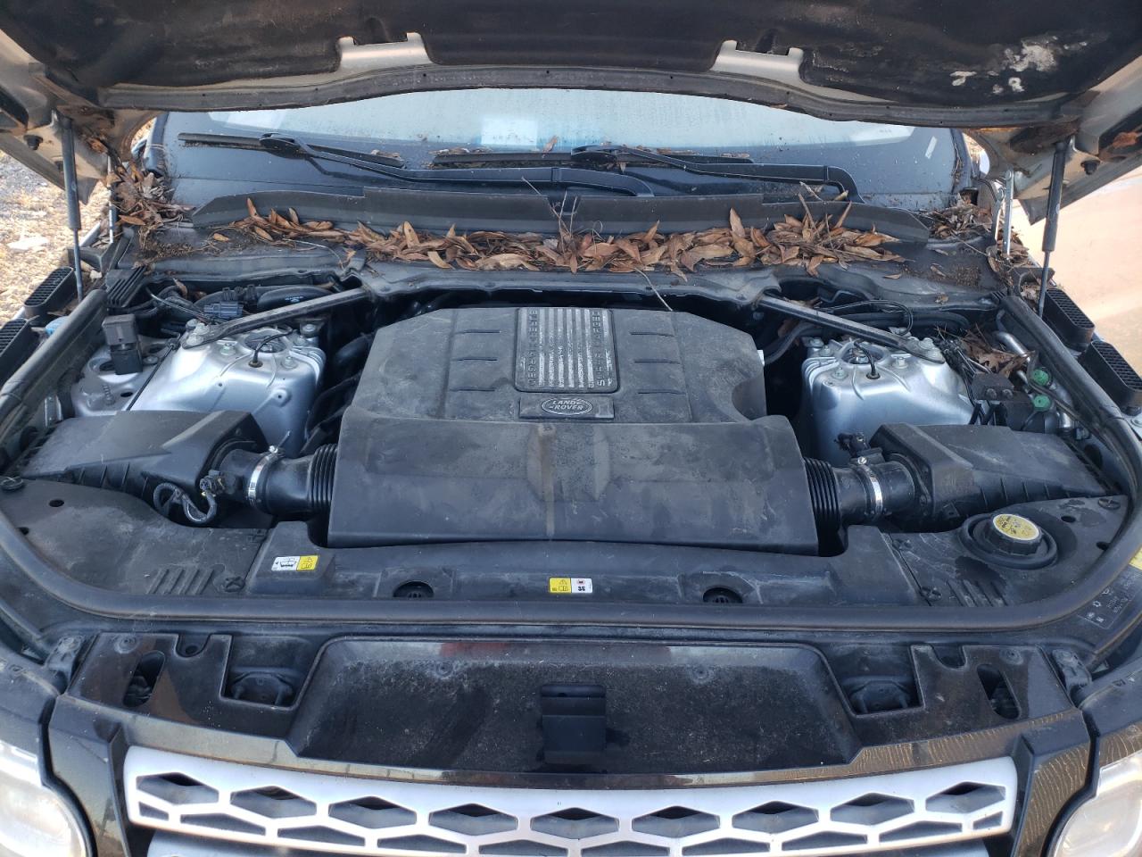2016 Land Rover Range Rover - Image 13