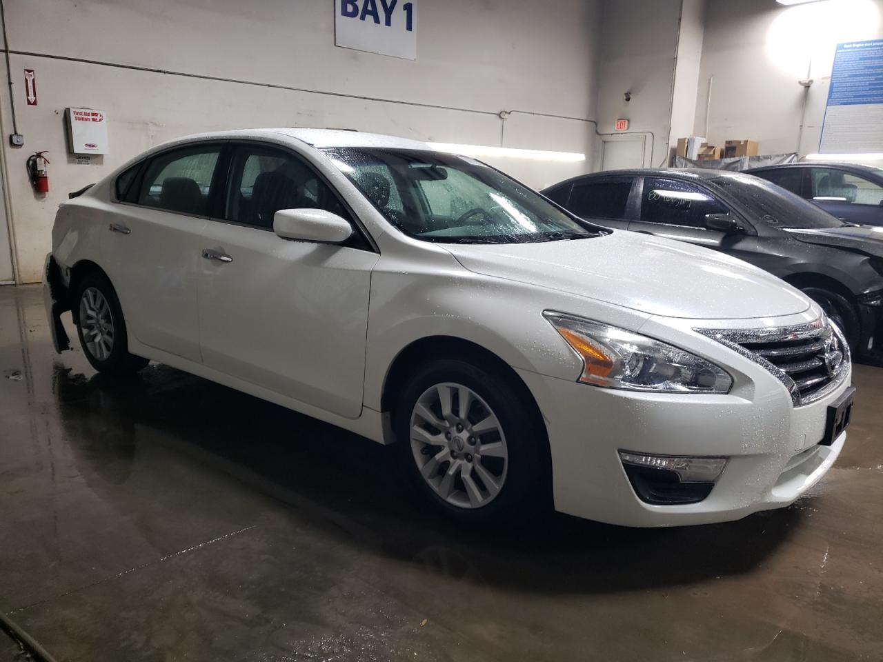 2014 Nissan Altima - Image 4