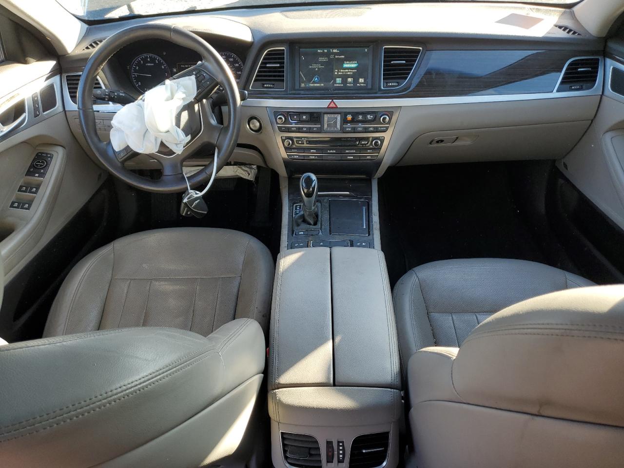2016 Hyundai Genesis - Image 8