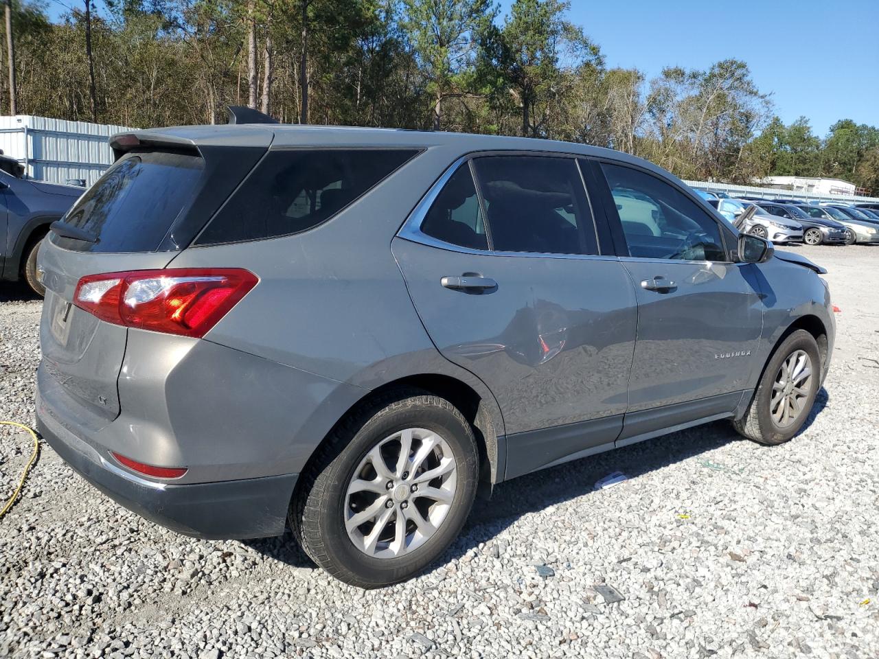 2018 Chevrolet Equinox - Image 3