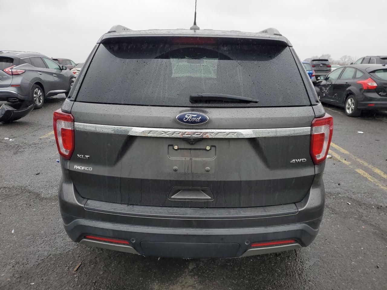 2019 Ford Explorer - Image 6