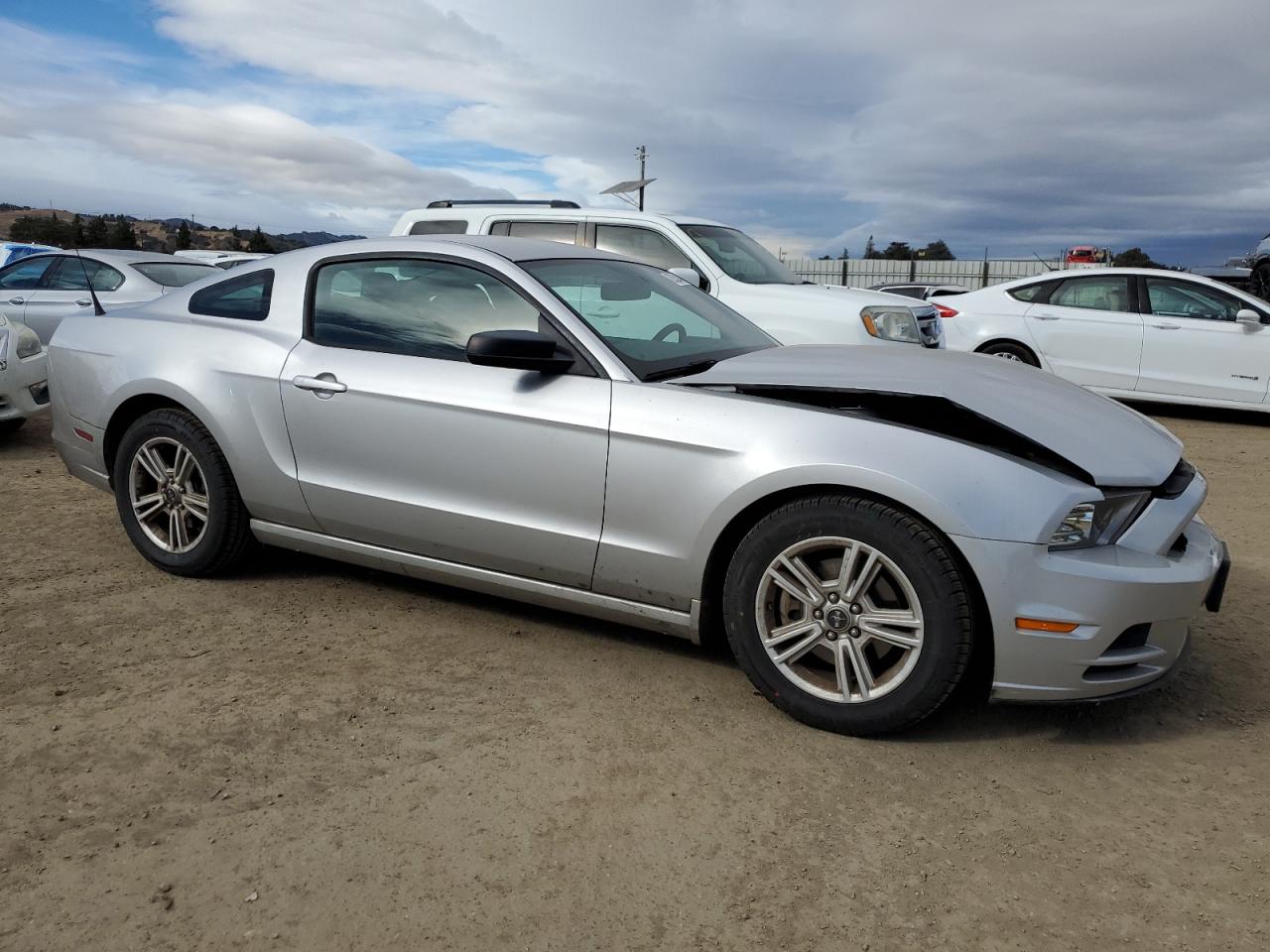 2013 Ford Mustang - Image 4