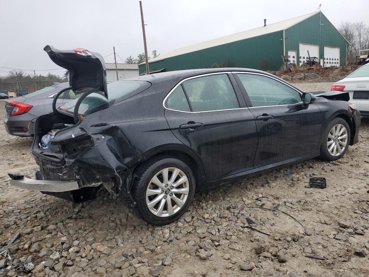 2018 Toyota Camry - Image 3