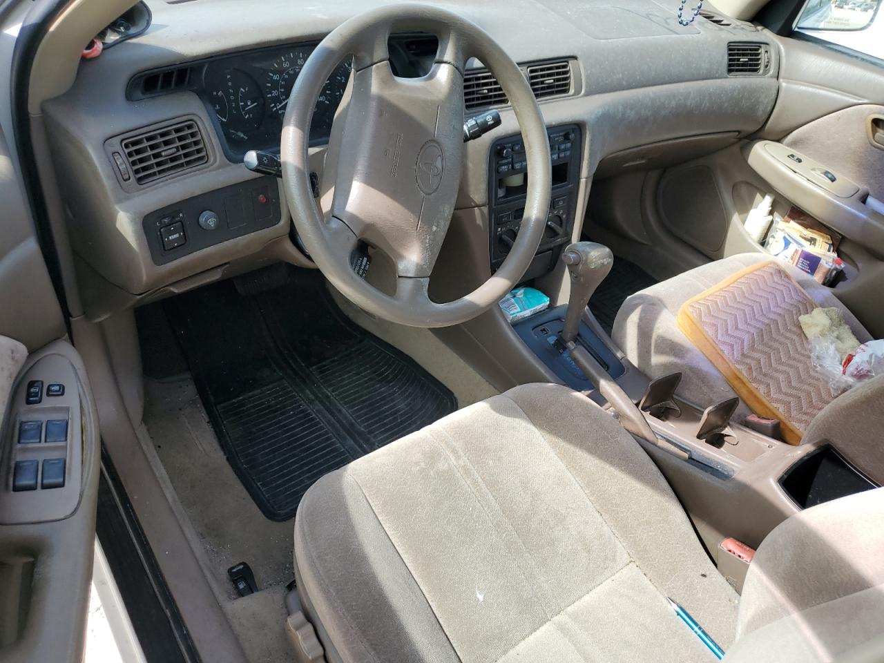 1998 Toyota Camry - Image 8
