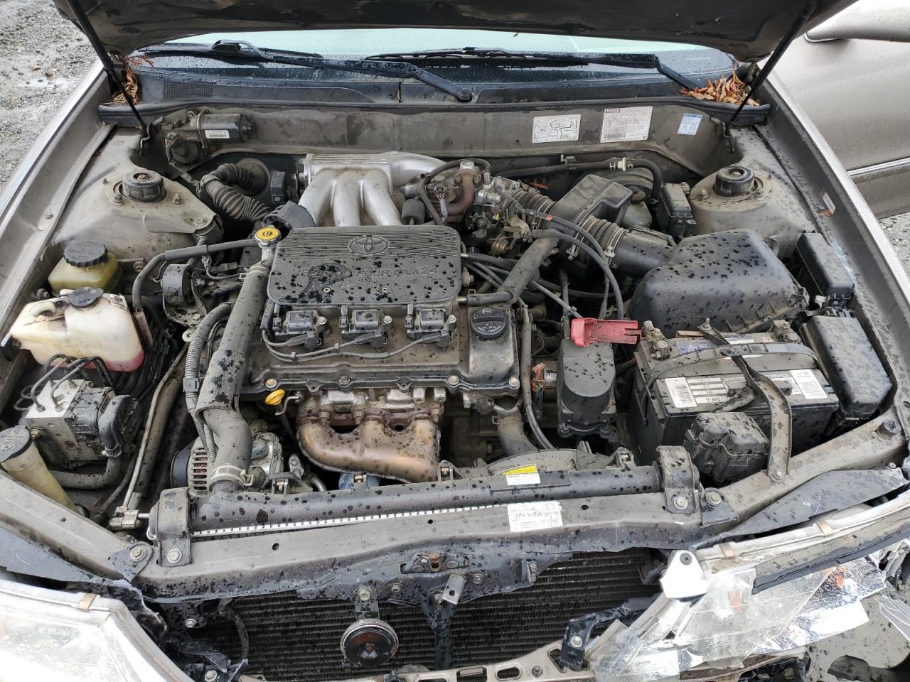 1999 Toyota Avalon - Image 11