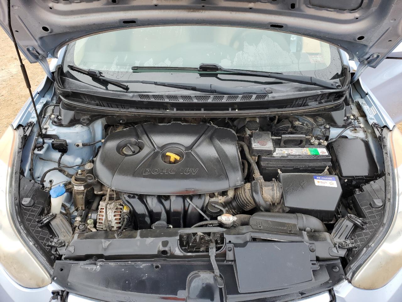 2013 Hyundai Elantra - Image 11