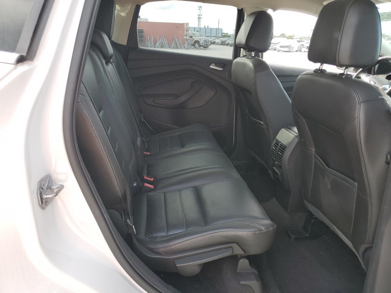 2016 Ford Escape - Image 10