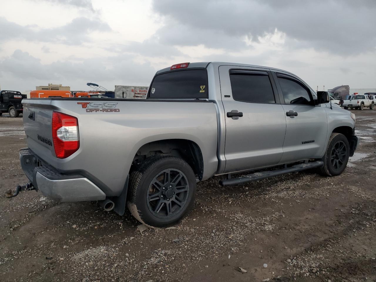 2019 Toyota Tundra - Image 3