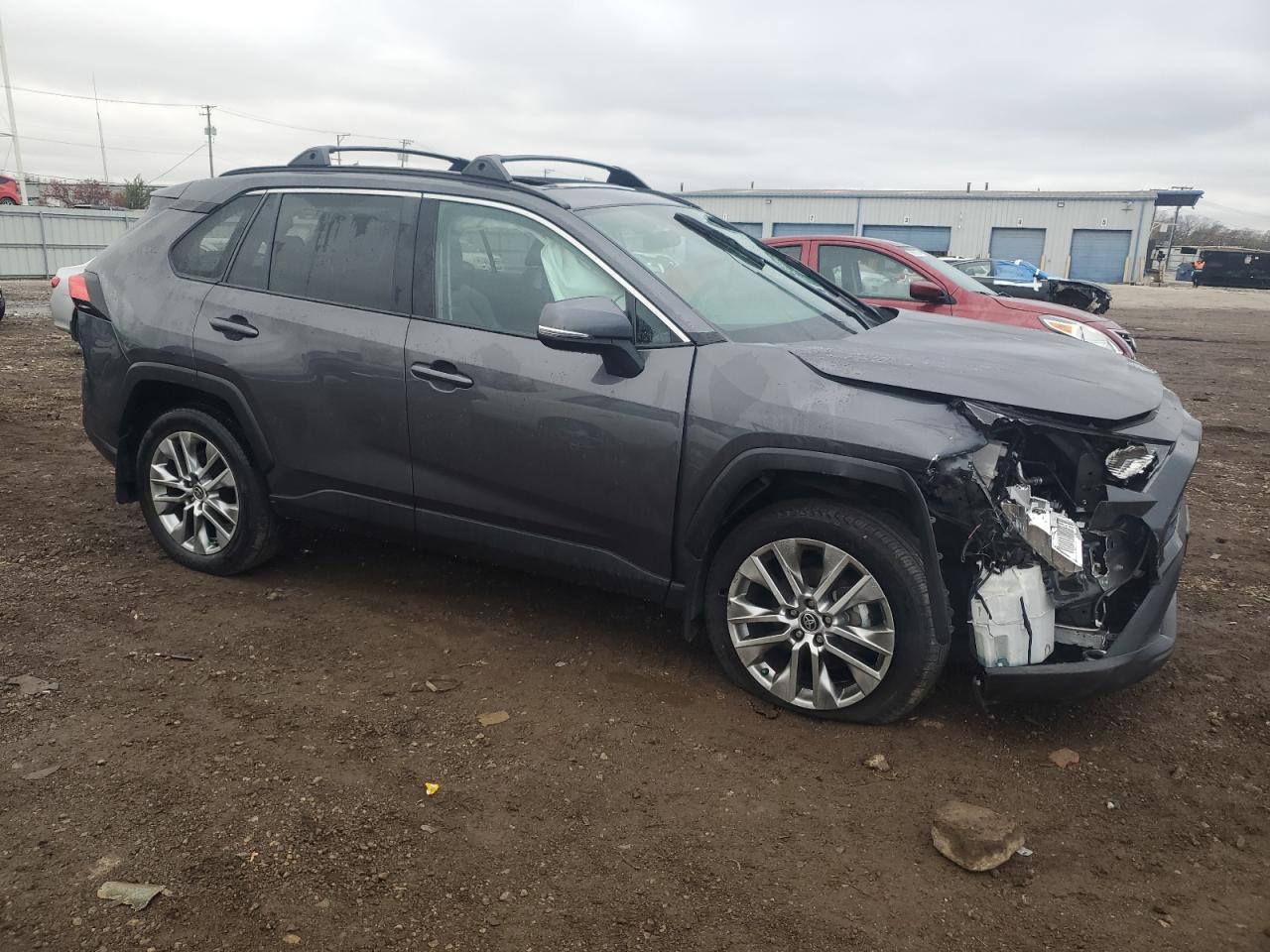 VIN 2T3A1RFV7MW223744 2021 TOYOTA RAV4 no.4