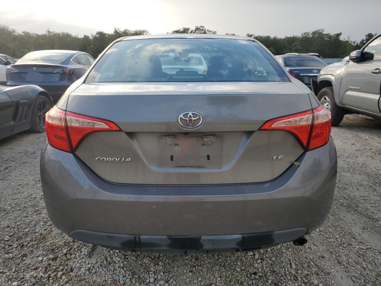 2018 Toyota Corolla - Image 6