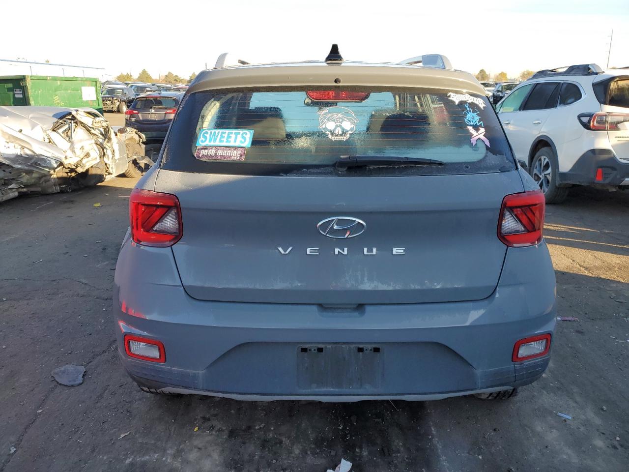 2021 Hyundai Venue Sel VIN: KMHRC8A38MU106793 Lot: 82307534