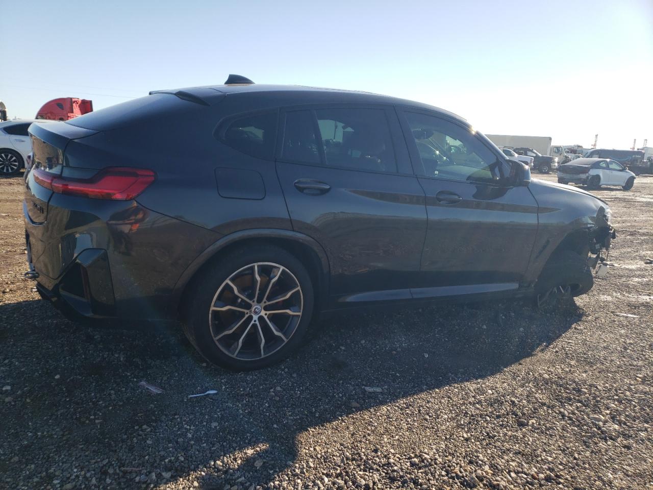 VIN 5UX43DT01P9N51344 2023 BMW X4 no.3