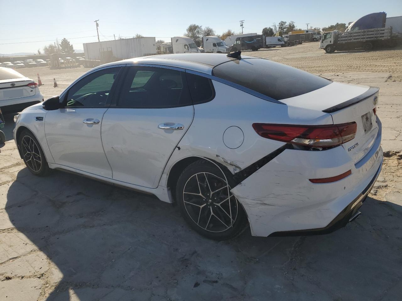 VIN 5XXGW4L28KG301294 2019 KIA OPTIMA no.2