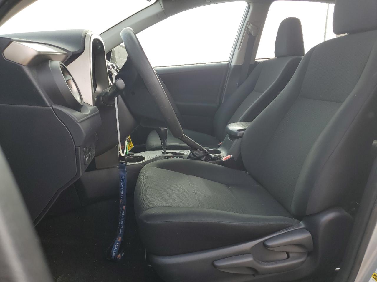 2014 Toyota RAV 4 - Image 7