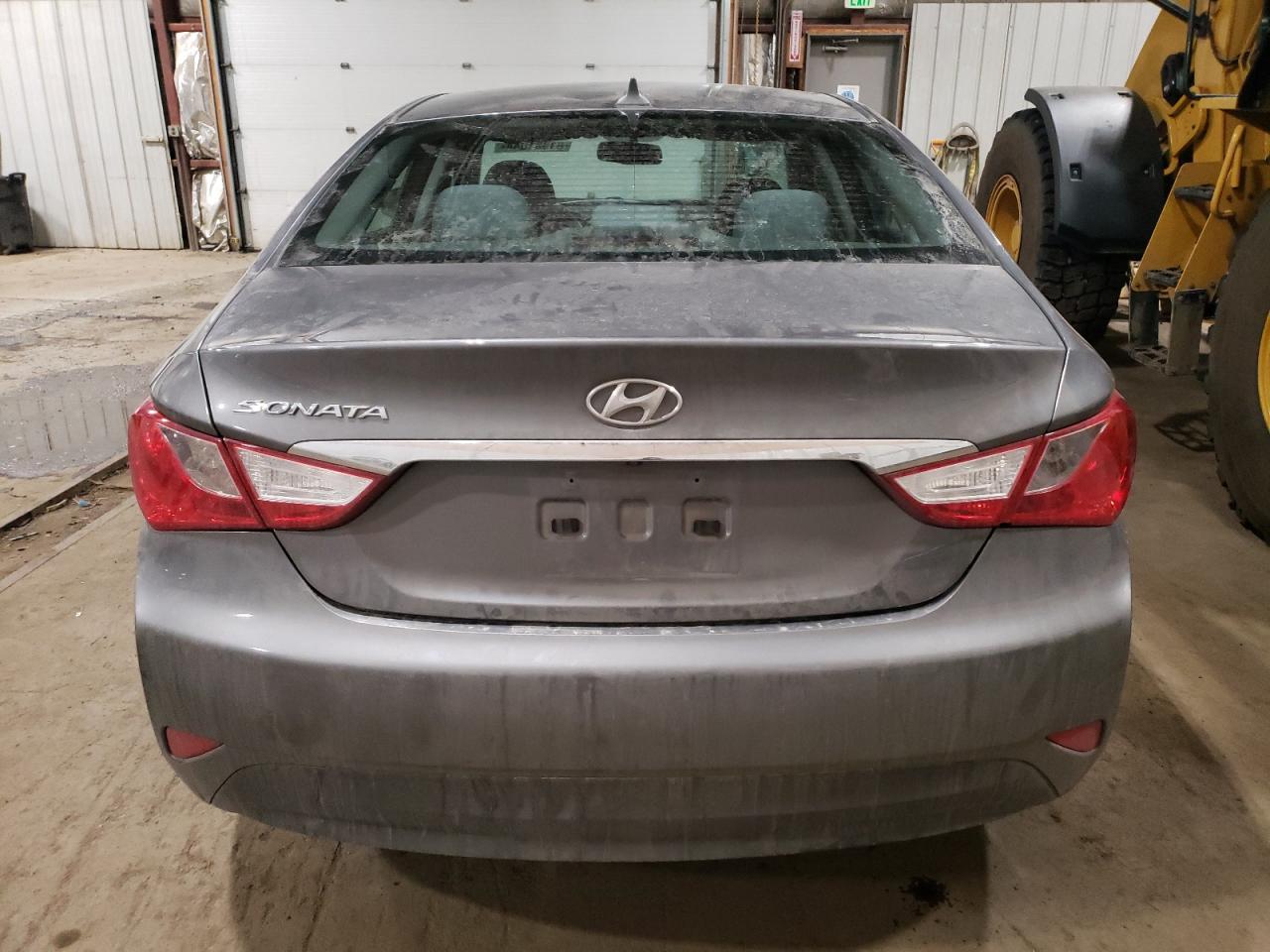 2014 Hyundai Sonata - Image 6