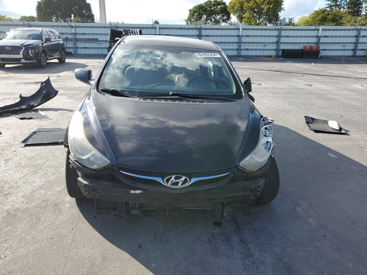 2013 Hyundai Elantra - Image 5