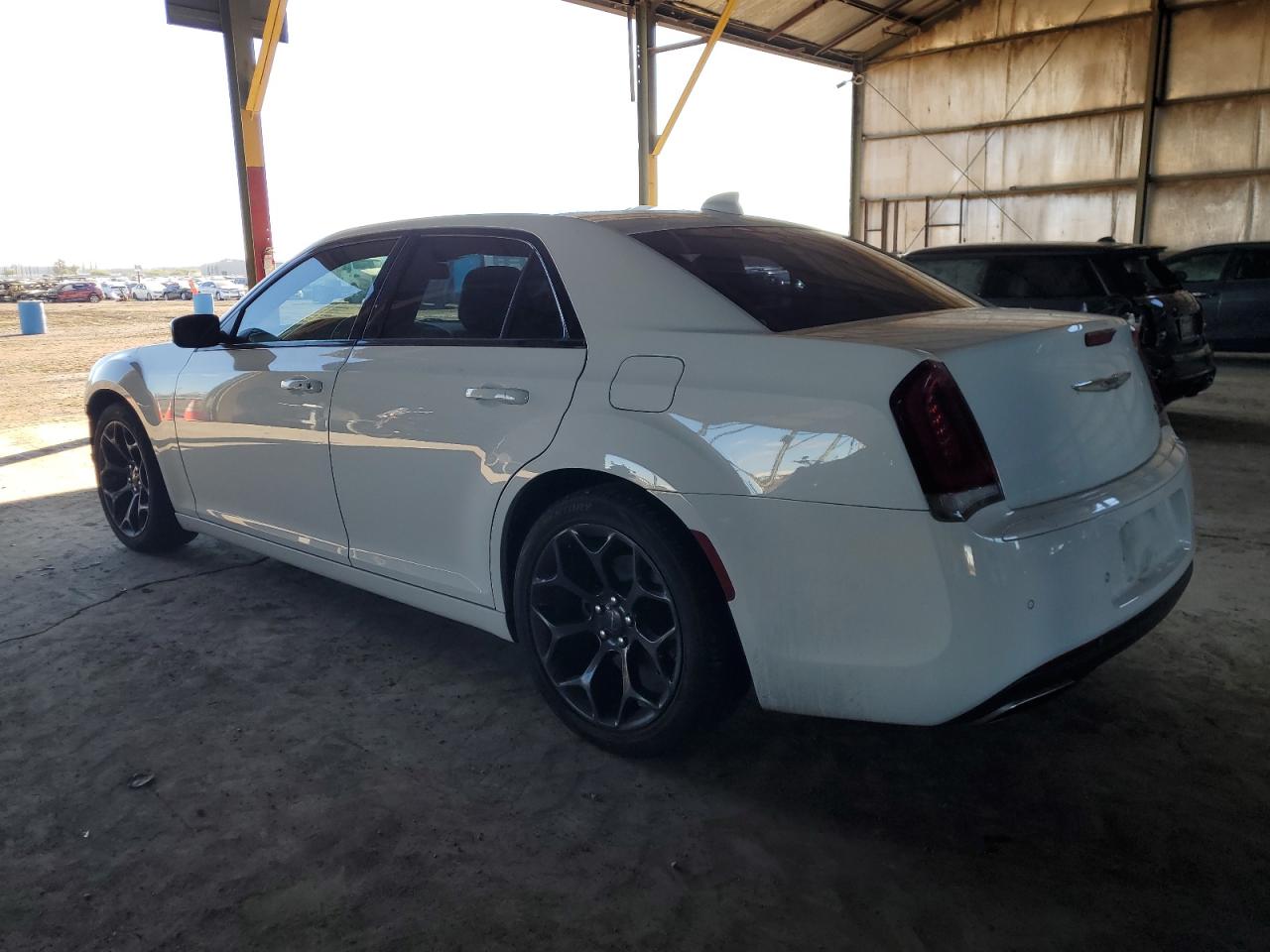 2019 Chrysler 300 - Image 2