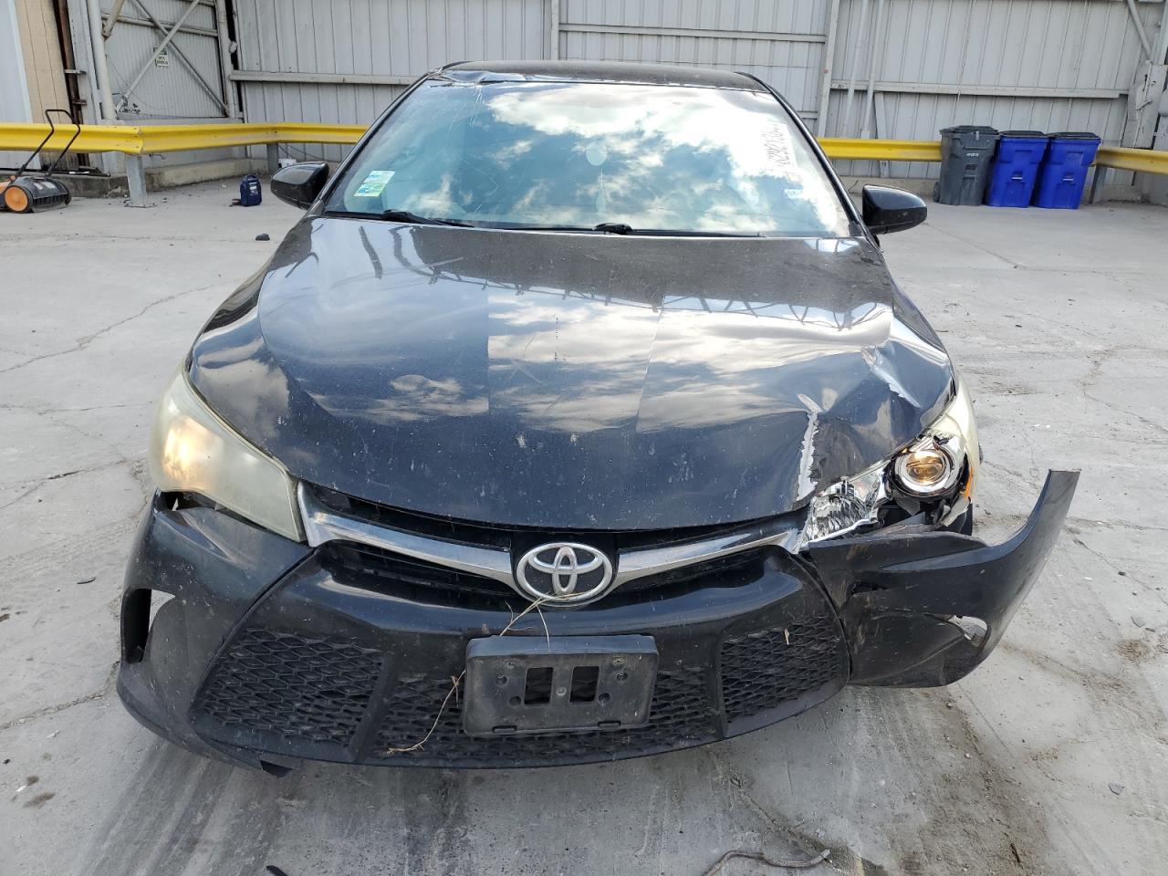 2015 Toyota Camry - Image 5