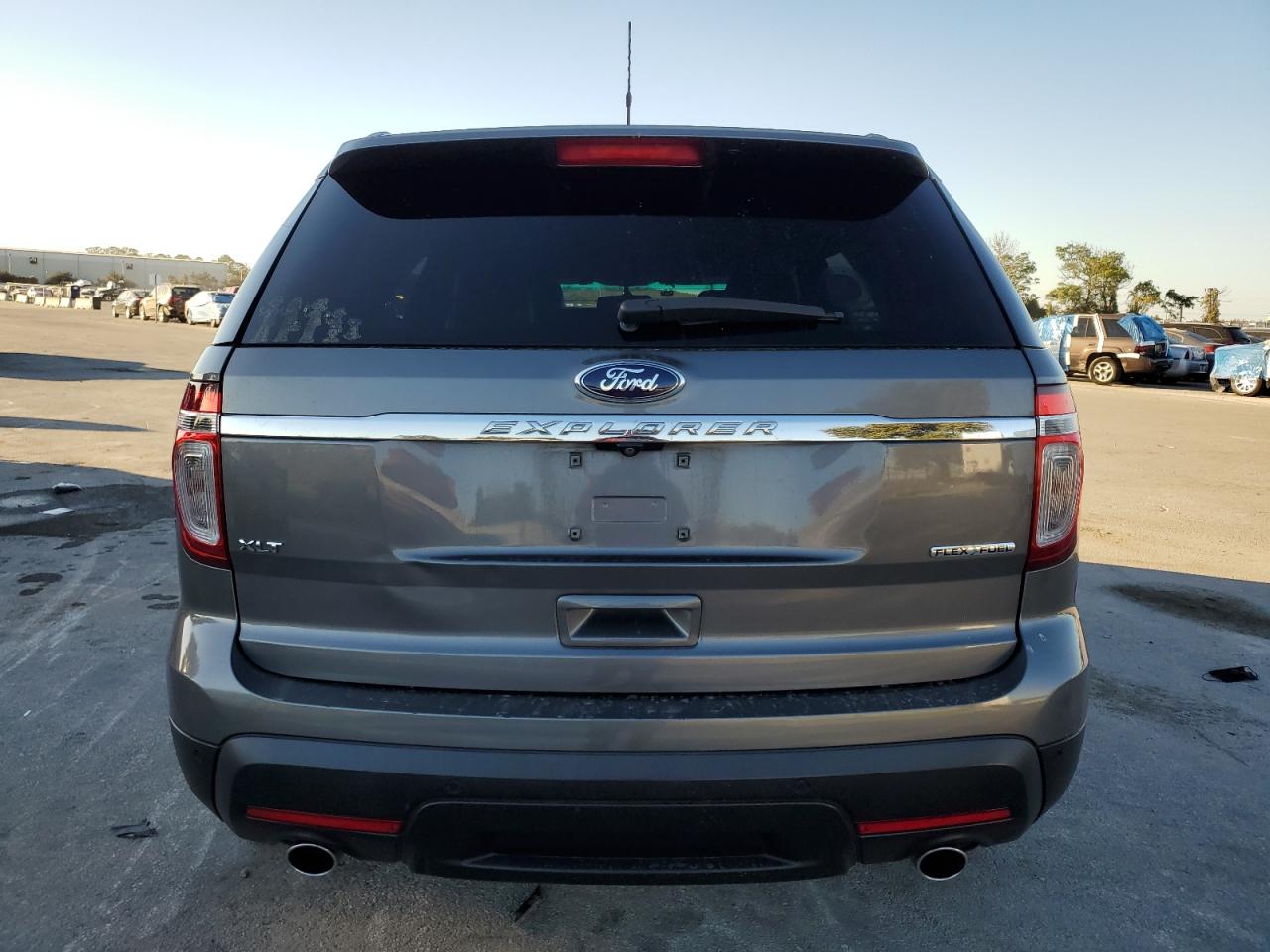 2014 Ford Explorer - Image 6